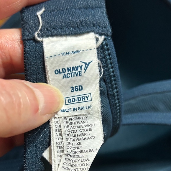 BOGO Old Navy Active Teal Sports Bra - Picture 4 of 4